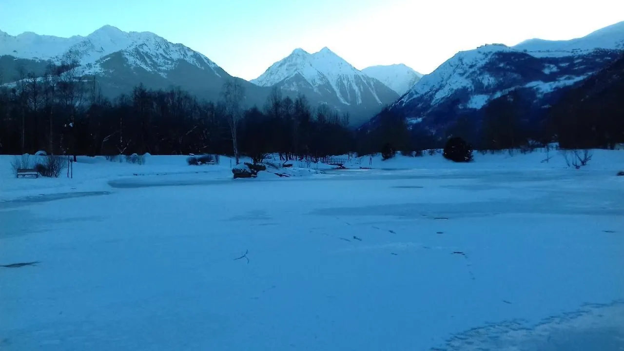 Studio St Lary Proche Du Centre, Au Calme Avec Vue Montagne Saint-Lary-Soulan 0*,  France