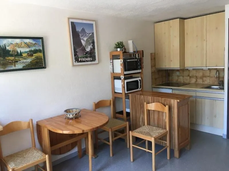Apartment Studio St Lary Proche Du Centre, Au Calme Avec Vue Montagne Saint-Lary-Soulan