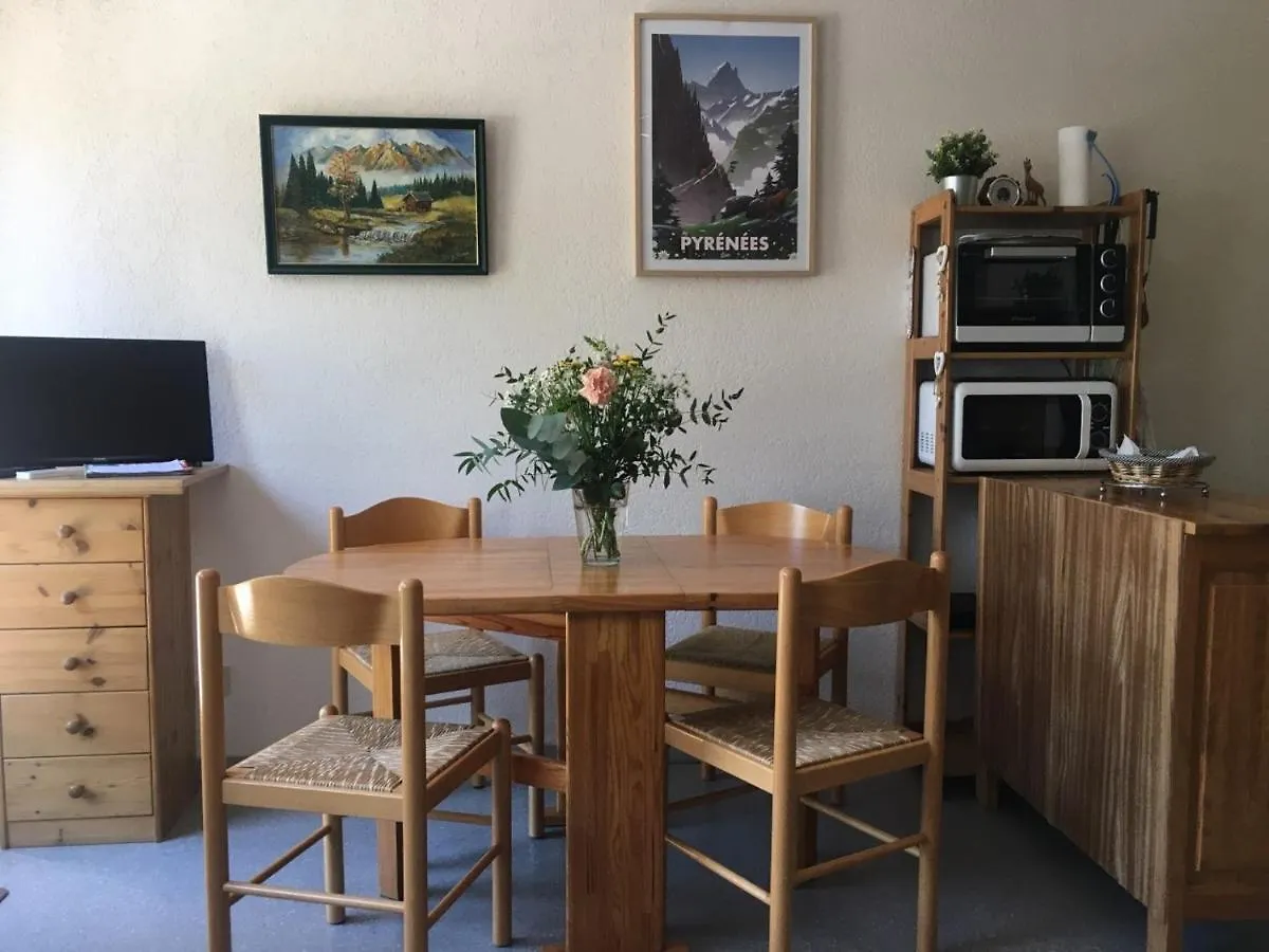 Apartment Studio St Lary Proche Du Centre, Au Calme Avec Vue Montagne Saint-Lary-Soulan
